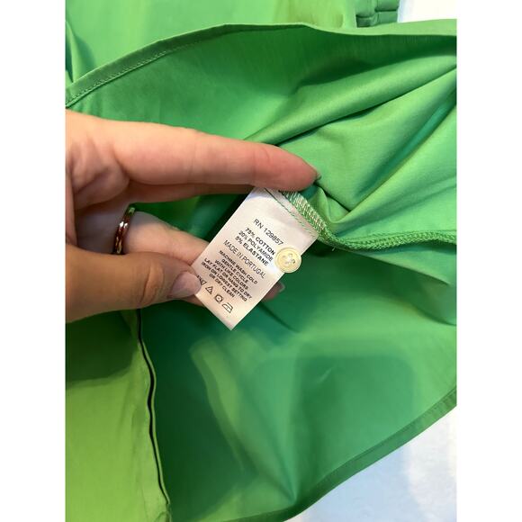 The Boxy Short Sleeve Cropped Shirt by Rochelle Behrens - Picture 5 of 6